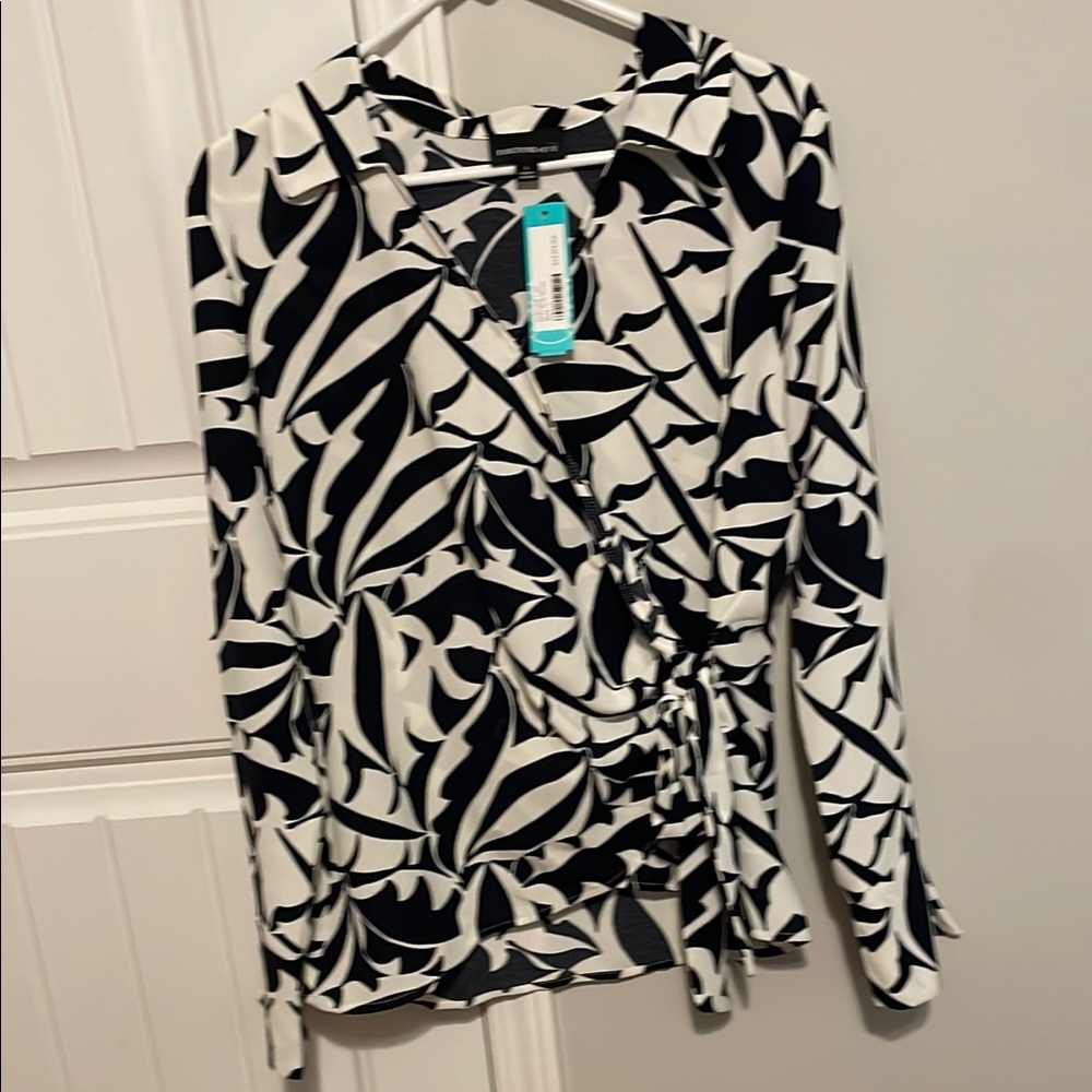 Chic Black and White Patterned Blouse. New w Tags